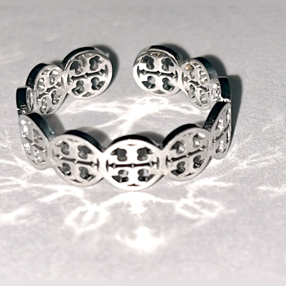 Tom Tom Ring